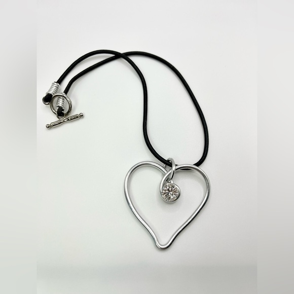 Jeff Leib giant silver heart cubic zirconia on leather rope - Picture 6 of 8